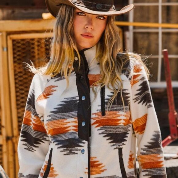 Western Aztec Snap Buttoned Fleece Jacket - Picture 2 of 5